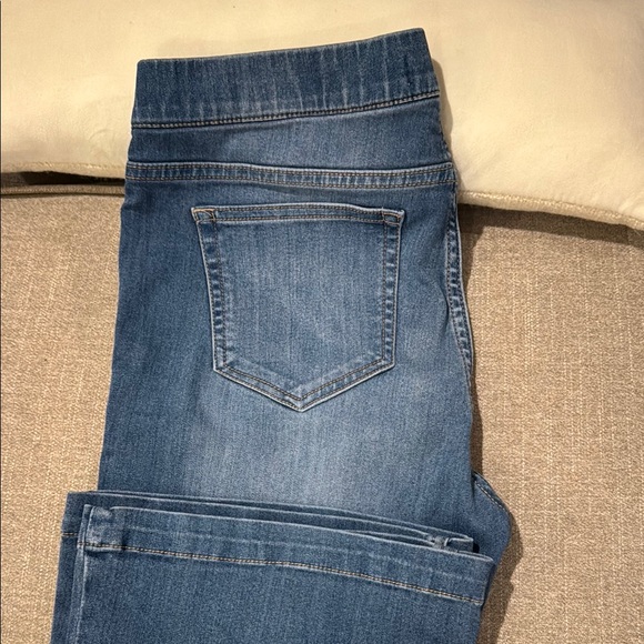 Cello Flare Leg Jeans, medium wash - Picture 5 of 5
